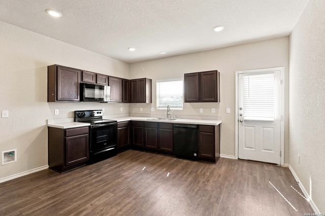 204 Broken Antler, San Antonio, TX 78253