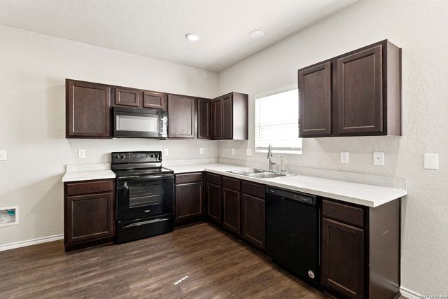 204 Broken Antler, San Antonio, TX 78253