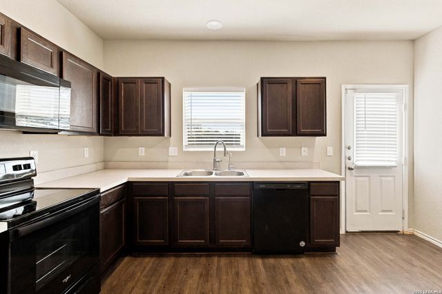 204 Broken Antler, San Antonio, TX 78253