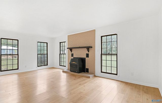 233 Shaw Road NW, Hartselle, AL 35640