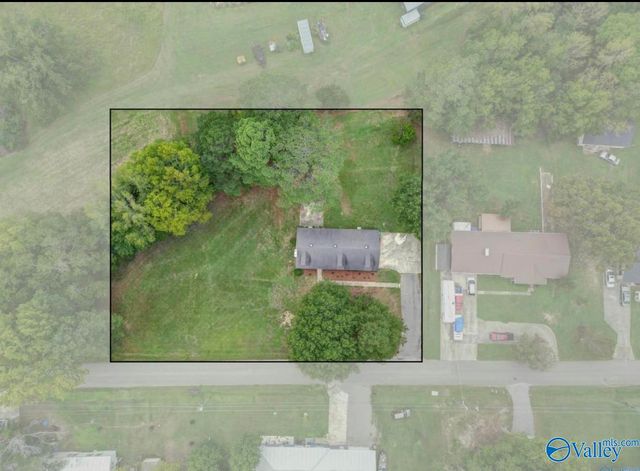 233 Shaw Road NW, Hartselle, AL 35640