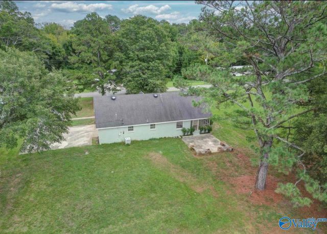 233 Shaw Road NW, Hartselle, AL 35640