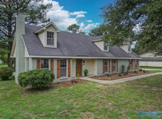 233 Shaw Road NW, Hartselle, AL 35640