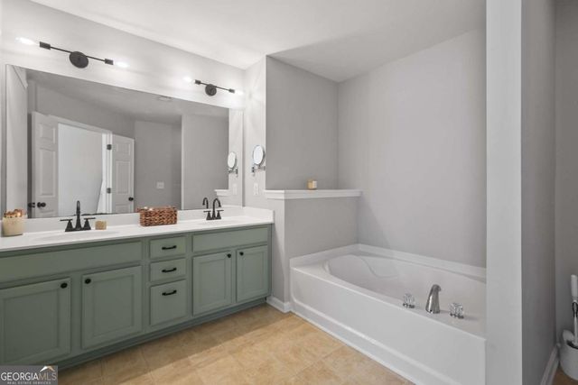 18 JEKYLL Drive 31, Marietta, GA 30066