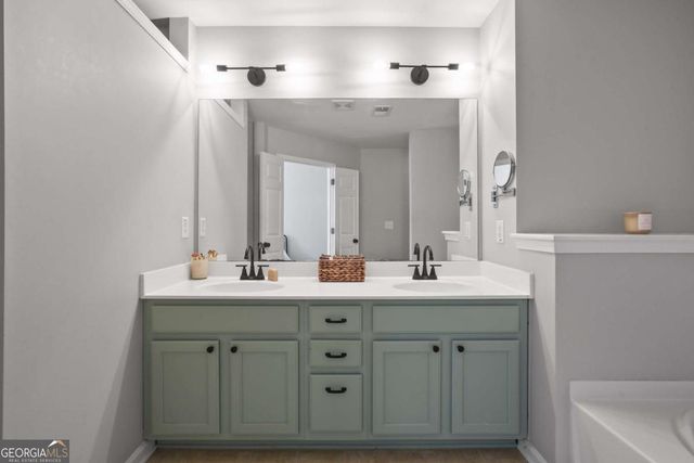 18 JEKYLL Drive 31, Marietta, GA 30066