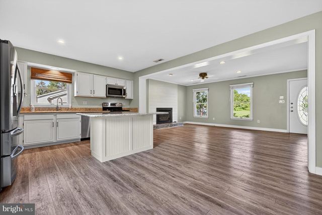 1848 HARBOR DR, Chester, MD 21619