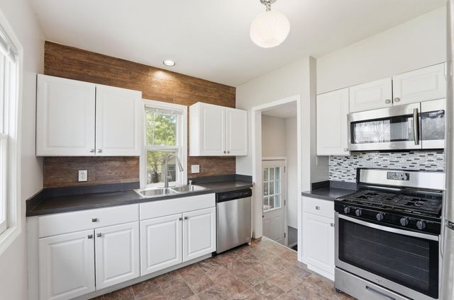 2122 Willow Avenue N, Minneapolis, MN 55411