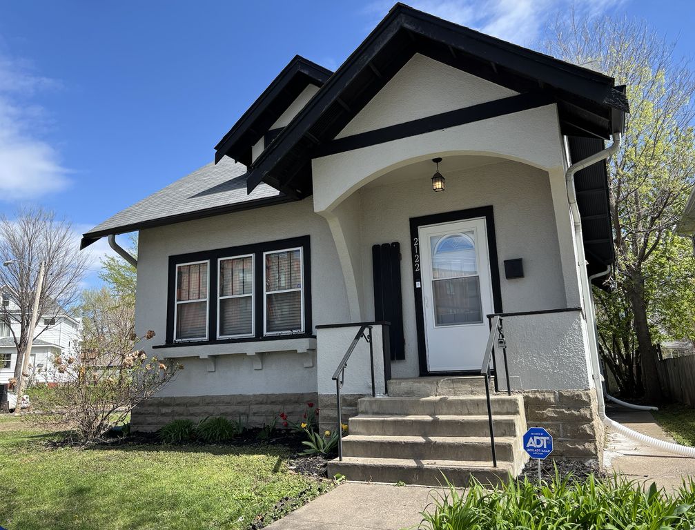 2122 Willow Avenue N, Minneapolis, MN 55411