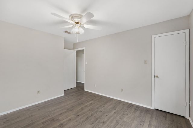 10814 Sugar Hill Drive A, Houston, TX 77042