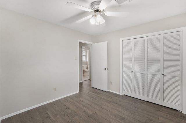 10814 Sugar Hill Drive A, Houston, TX 77042