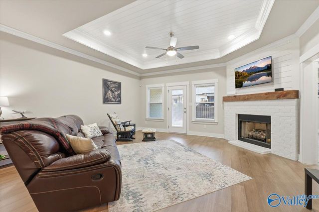 457 Legend Oak Way SW, Huntsville, AL 35824