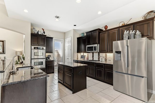 203 Tranquil Oak, San Antonio, TX 78260