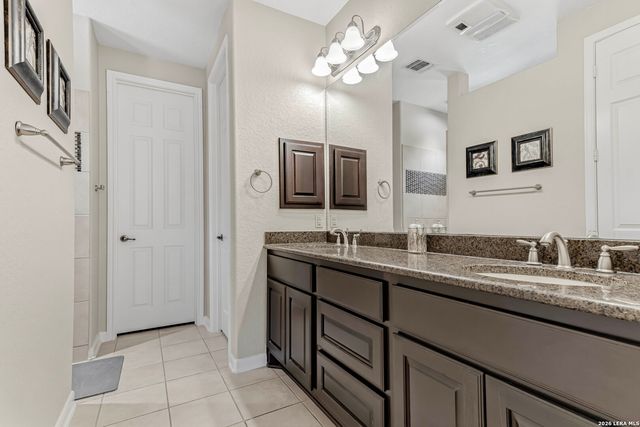 203 Tranquil Oak, San Antonio, TX 78260