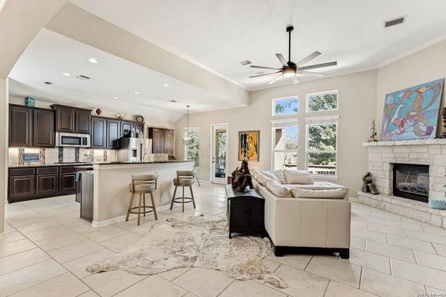 203 Tranquil Oak, San Antonio, TX 78260