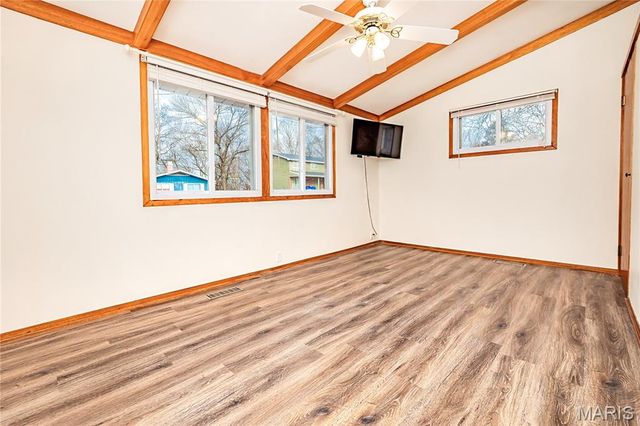 52 Glenwood Drive, Fenton, MO 63026