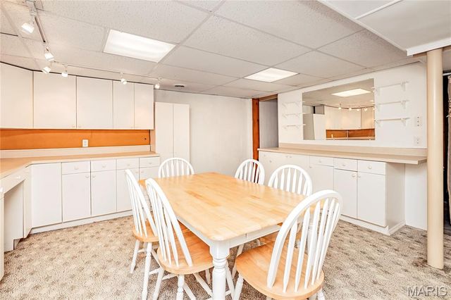 52 Glenwood Drive, Fenton, MO 63026