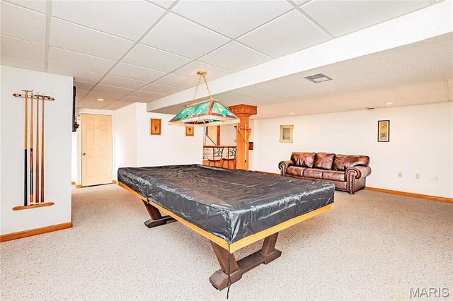 52 Glenwood Drive, Fenton, MO 63026