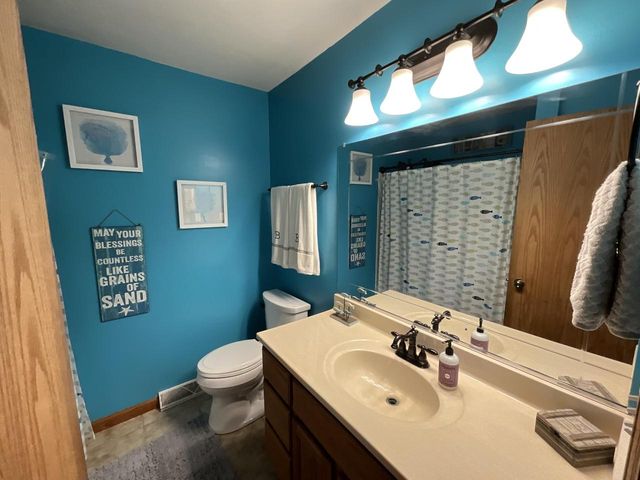 5317 65th PLACE, Kenosha, WI 53142