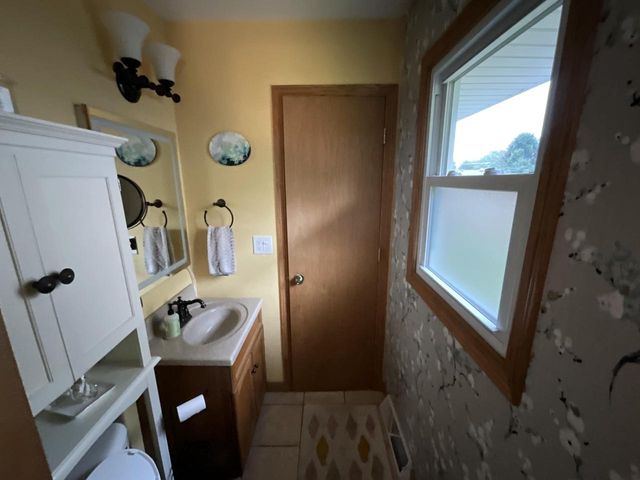 5317 65th PLACE, Kenosha, WI 53142