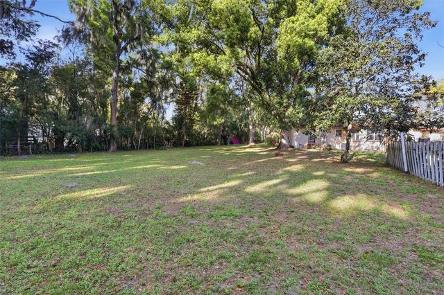 3335 GRAND AVENUE, Deland, FL 32720