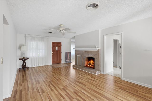 3335 GRAND AVENUE, Deland, FL 32720