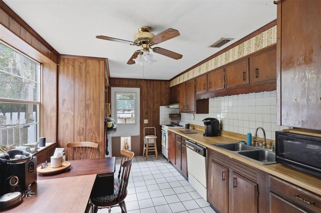 3335 GRAND AVENUE, Deland, FL 32720