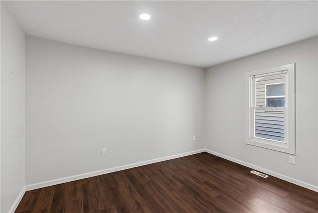 724 N Osage Street, Independence, MO 64050