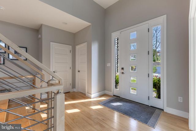 229 IVY HILL DR, State College, PA 16801