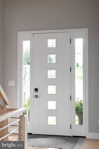 229 IVY HILL DR, State College, PA 16801