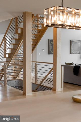 229 IVY HILL DR, State College, PA 16801