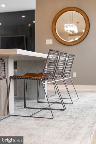 229 IVY HILL DR, State College, PA 16801