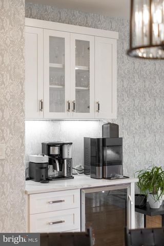 229 IVY HILL DR, State College, PA 16801