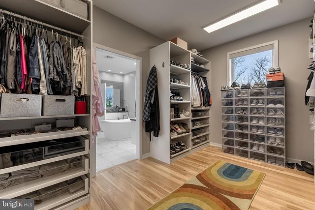 229 IVY HILL DR, State College, PA 16801