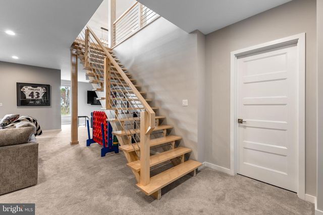 229 IVY HILL DR, State College, PA 16801