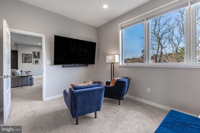 229 IVY HILL DR, State College, PA 16801