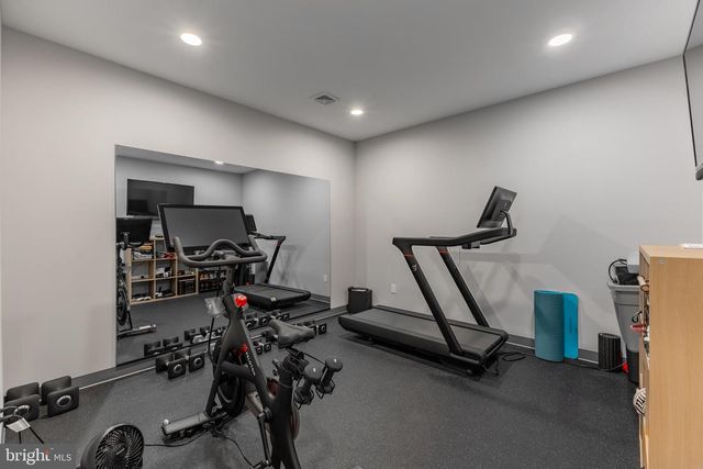 229 IVY HILL DR, State College, PA 16801