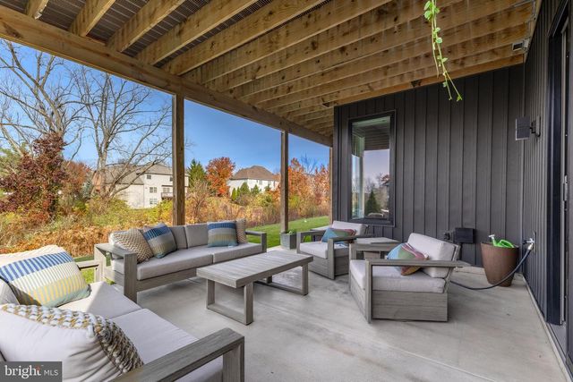 229 IVY HILL DR, State College, PA 16801