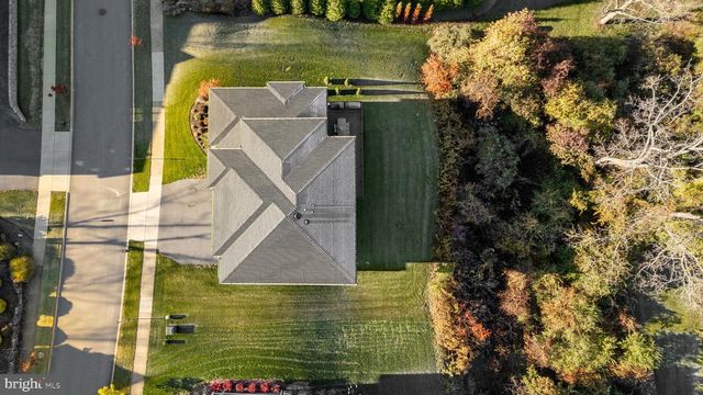 229 IVY HILL DR, State College, PA 16801