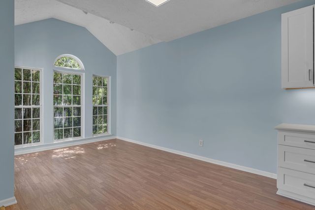 1264 W Running Brook Rd, Nashville, TN 37209