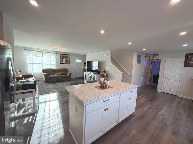 418 CIRCLE DR, Winchester, VA 22601