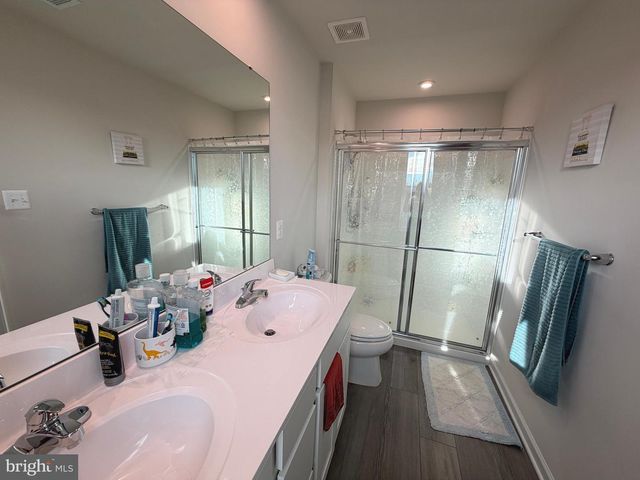 418 CIRCLE DR, Winchester, VA 22601