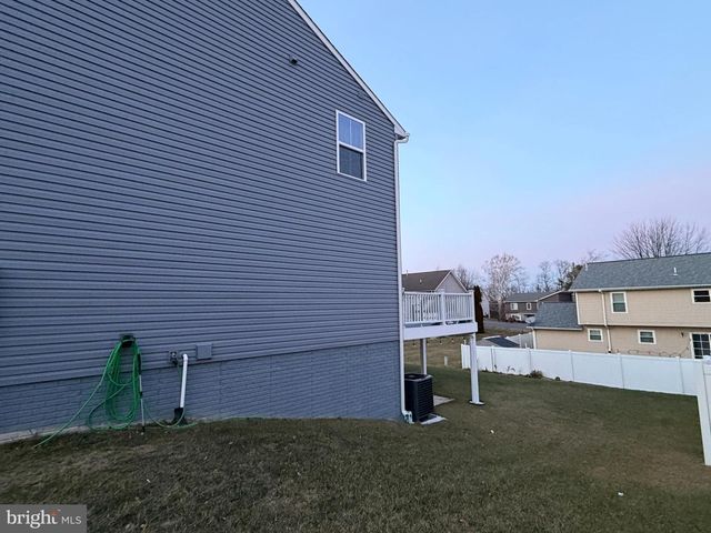 418 CIRCLE DR, Winchester, VA 22601