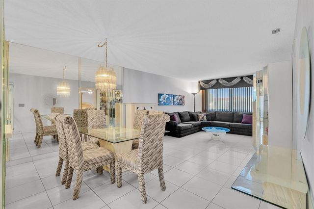 6670 Royal Palm Boulevard 110, Margate, FL 33063