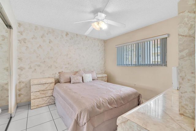 6670 Royal Palm Boulevard 110, Margate, FL 33063
