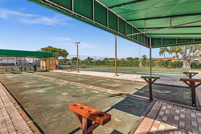 6670 Royal Palm Boulevard 110, Margate, FL 33063
