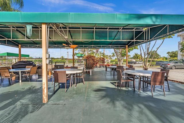 6670 Royal Palm Boulevard 110, Margate, FL 33063