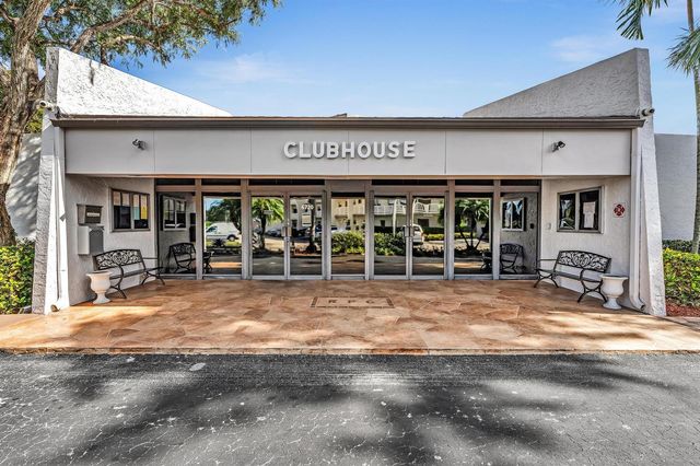 6670 Royal Palm Boulevard 110, Margate, FL 33063