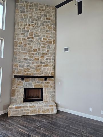 1429 Enloe Road, Howe, TX 75459