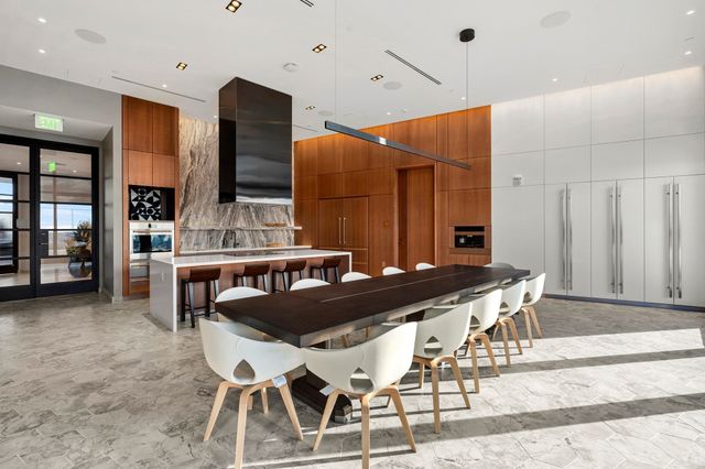 682 Atlantic Avenue 3707, Boston, MA 02110
