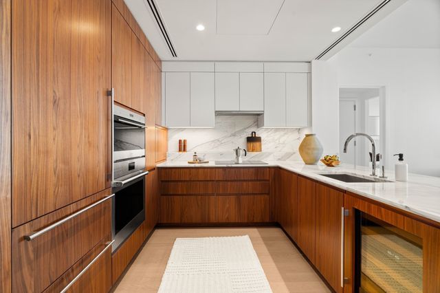 682 Atlantic Avenue 3707, Boston, MA 02110